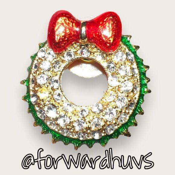 Festive Christmas Wreath Stud Earrings with Missing Rhinestones - Picture 3 of 8